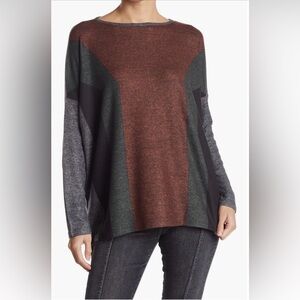 Go Couture Colorblock Sweater